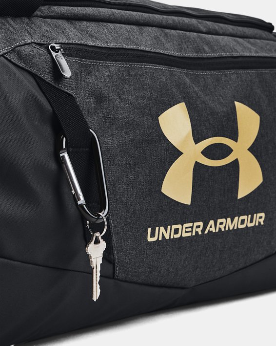 UA Undeniable 5.0中型旅行袋 in Black image number 2
